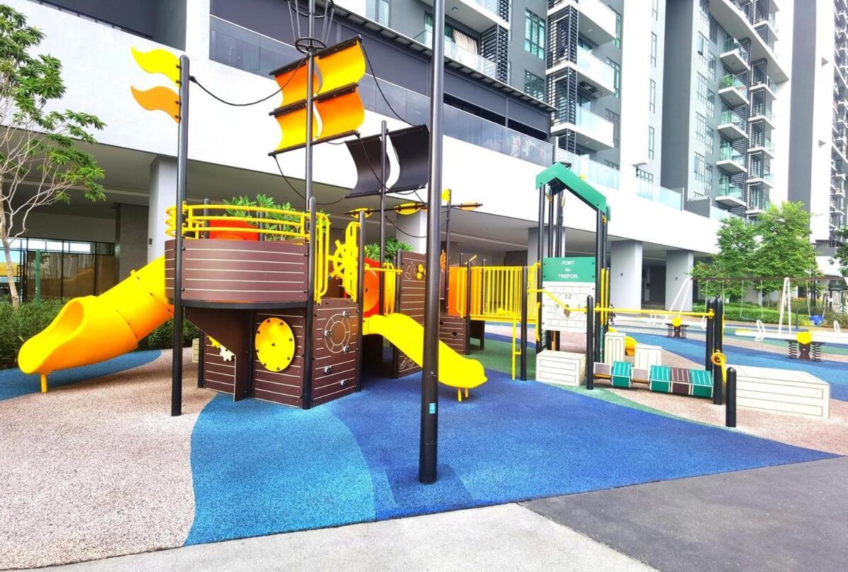 Mj Homestay 99 Batu Caves Kl North 99Residence 3R2B 쿠알라룸푸르 외부 사진